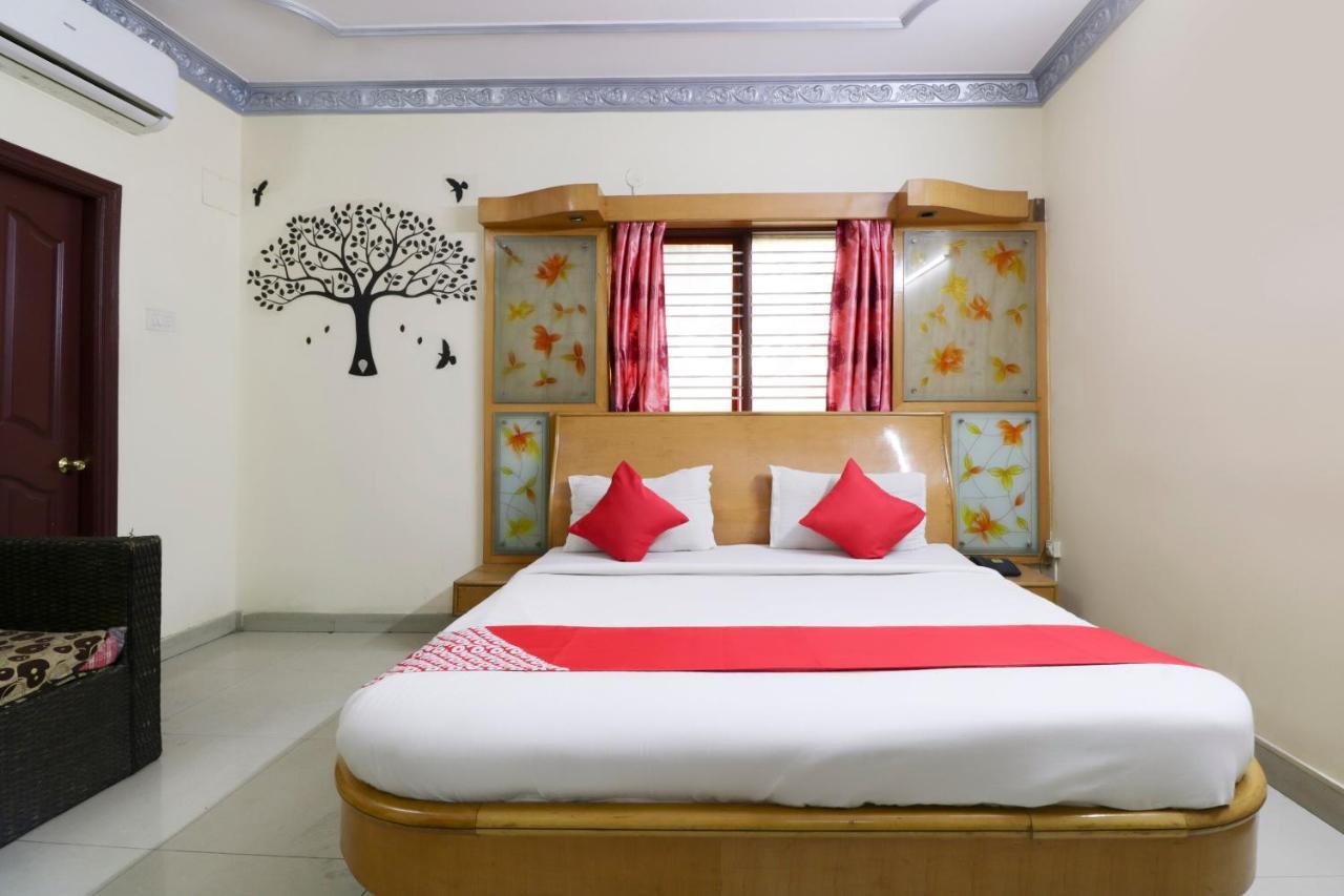 Oyo 71675 New Aishwarya Comforts Hotell Bangalore Eksteriør bilde